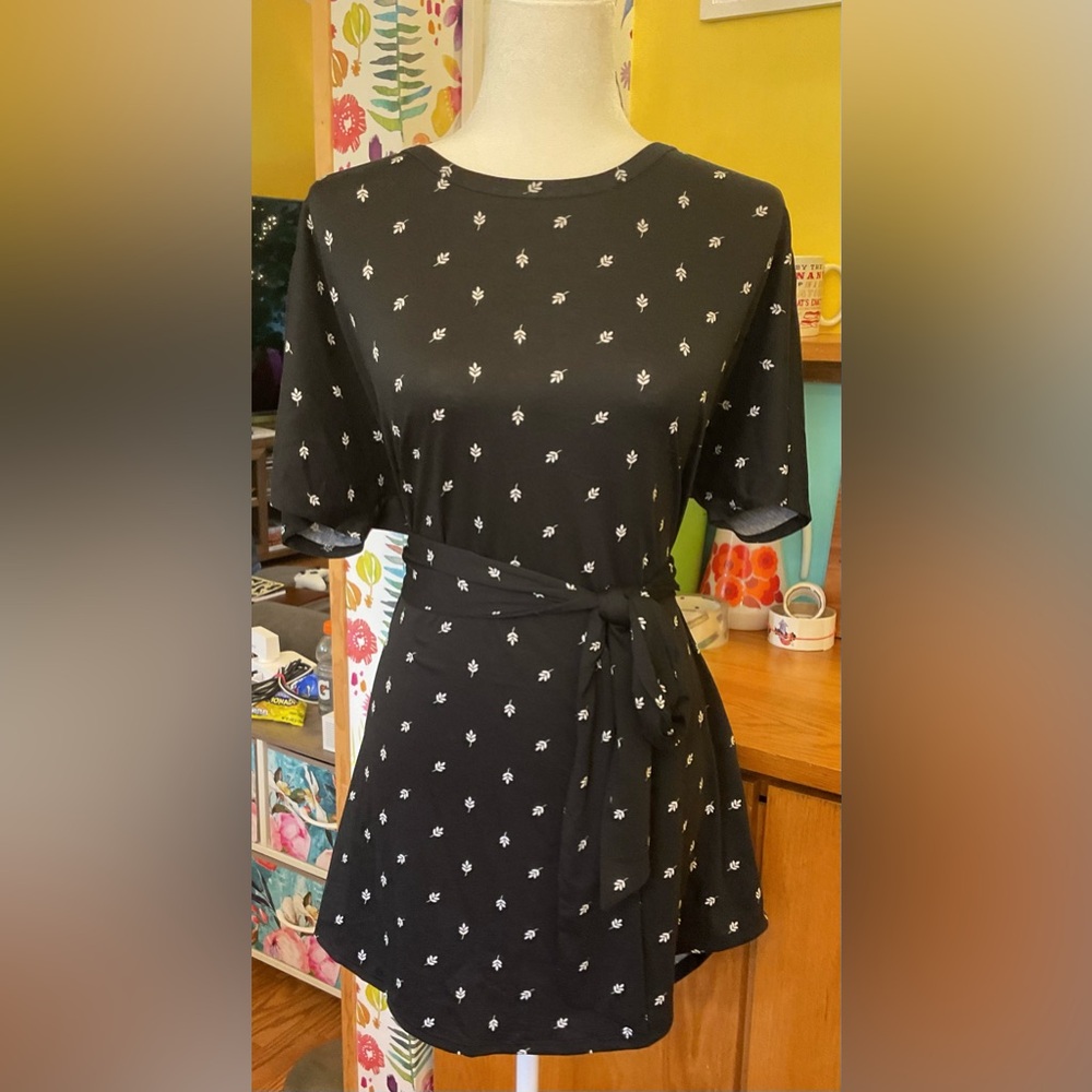 LuLaRoe Tunic Top